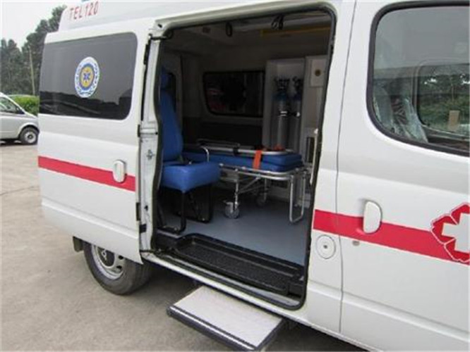 凯里救护车出租服务案例7